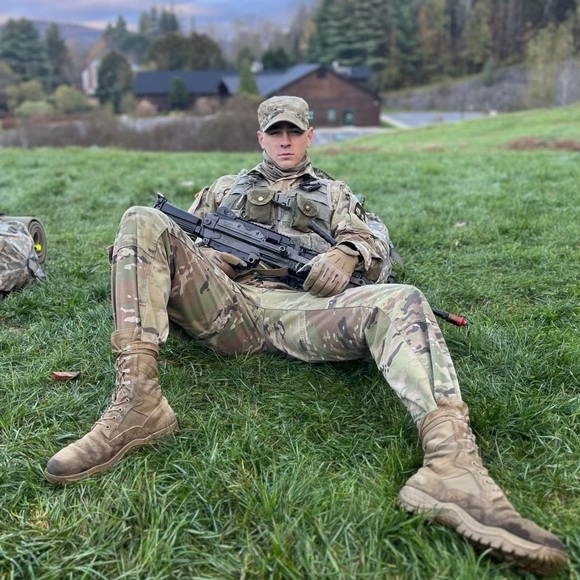 I love Pohmark! Make me an offer! - Picture 4 of 8